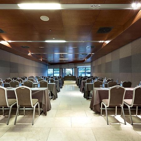 Eurostars Suites Mirasierra Madrid Exterior foto The cafeteria