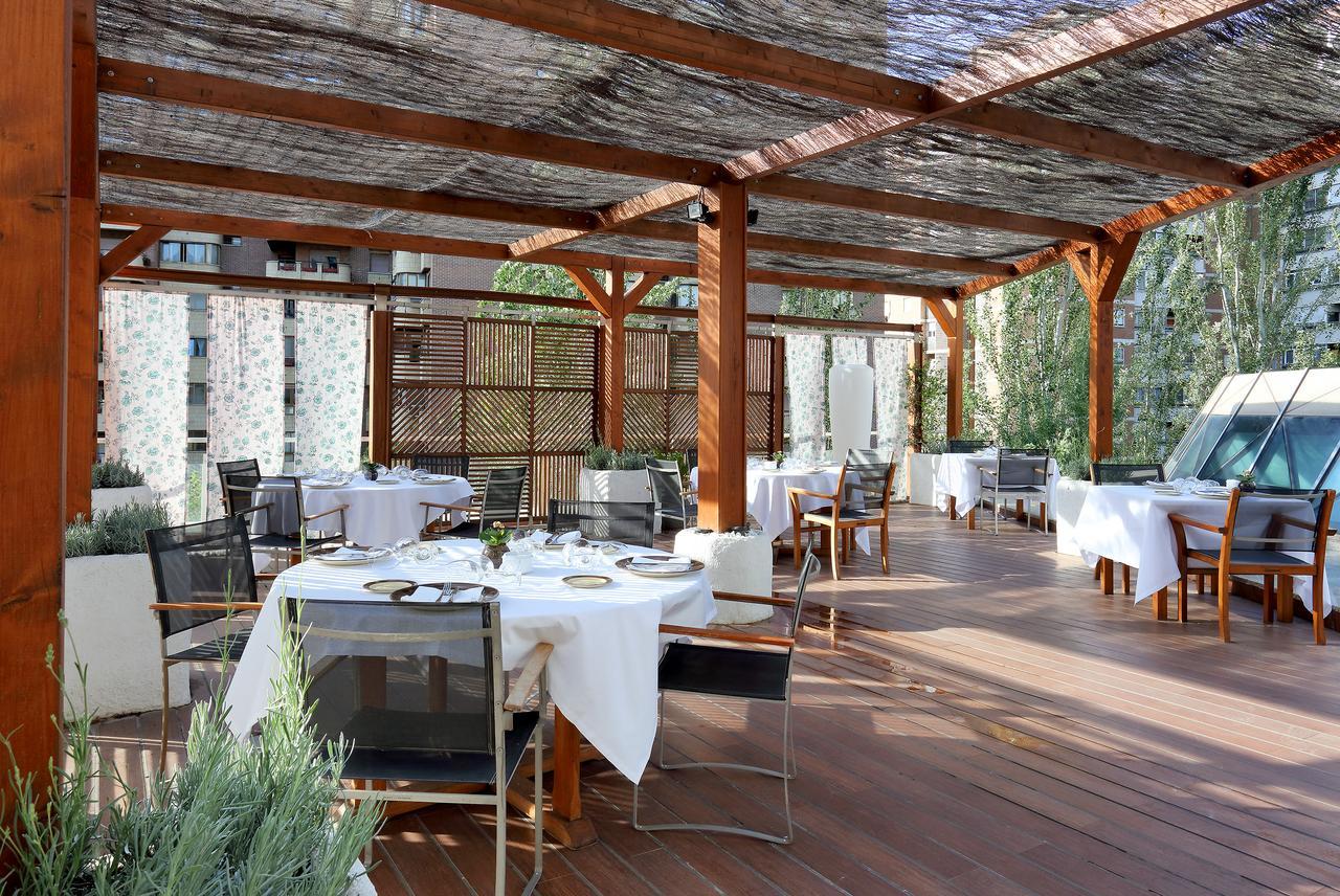 Eurostars Suites Mirasierra Madrid Exterior foto Restaurant